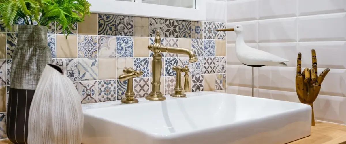 colorful bathroom backslpash